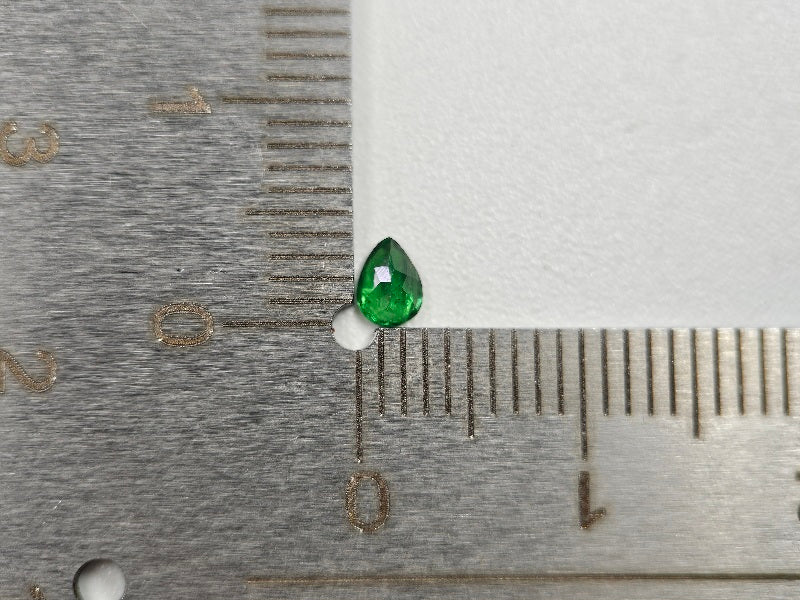 TSV-30　ツァボライト　0.17ct