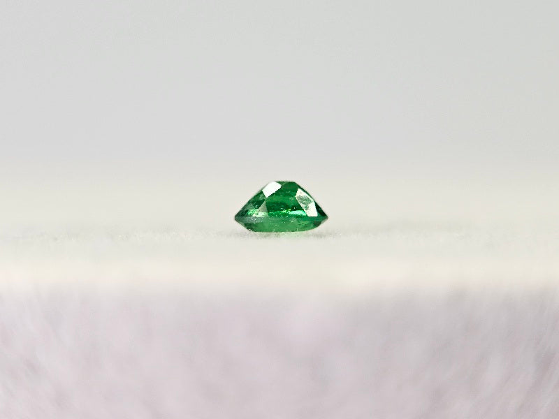 TSV-50　ツァボライト　0.21ct