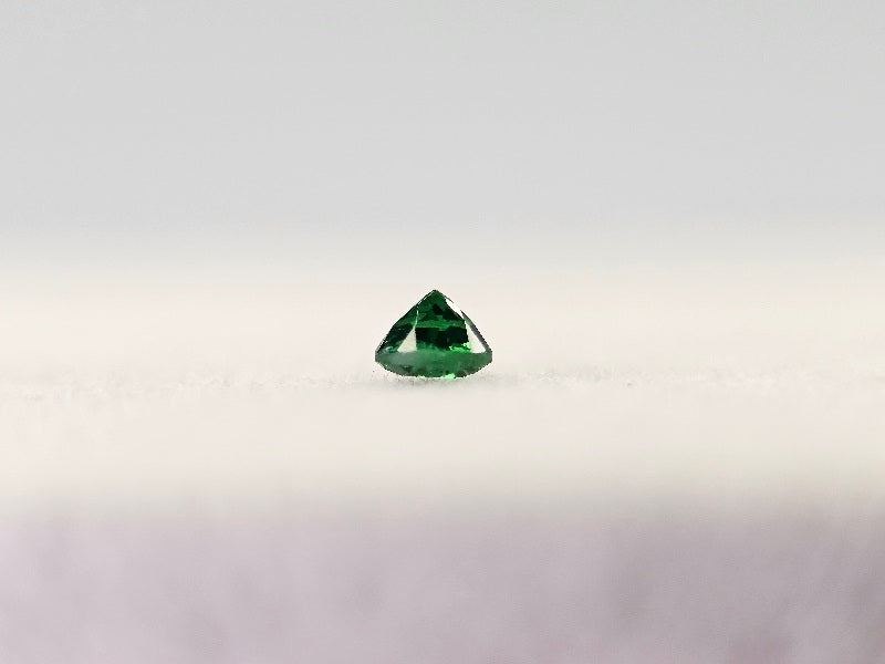 TSV-118　ツァボライト　0.14ct
