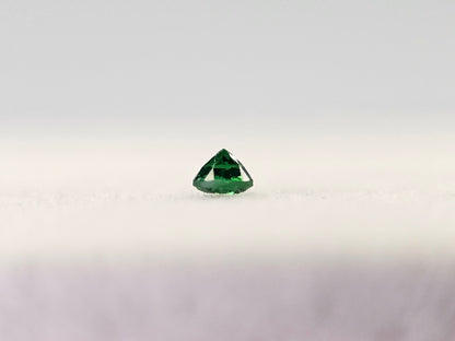 TSV-118　ツァボライト　0.14ct