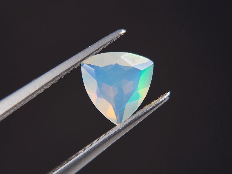 【500円均一】9/14新着！　オパール　0.57ct　10