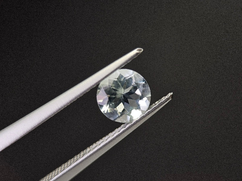 gBE-47　グリーンベリル　0.70ct