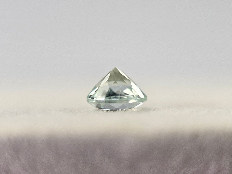 gBE-47　グリーンベリル　0.70ct