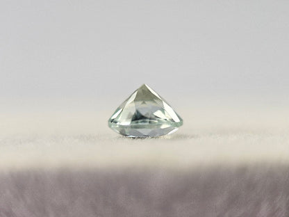 gBE-47　グリーンベリル　0.70ct
