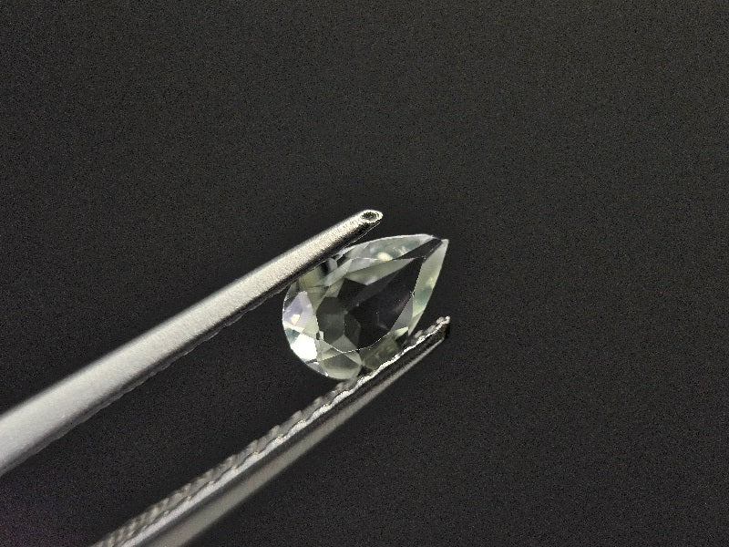 gBE-141　グリーンベリル　0.28ct