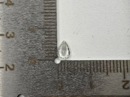 gBE-141　グリーンベリル　0.28ct