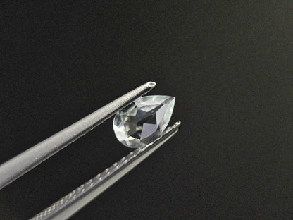 gBE-143　グリーンベリル　0.28ct