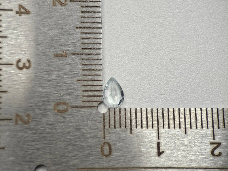 gBE-145　グリーンベリル　0.27ct