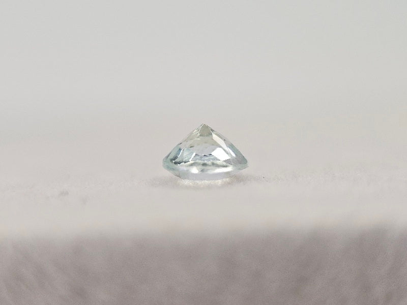 gBE-95　グリーンベリル　0.39ct