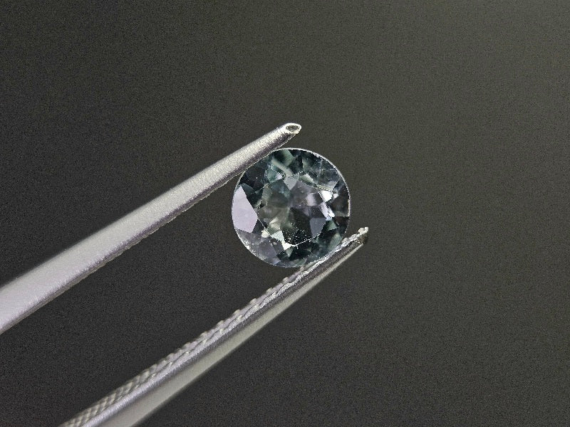 gBE-96　グリーンベリル　0.38ct
