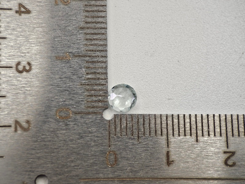 gBE-96　グリーンベリル　0.38ct