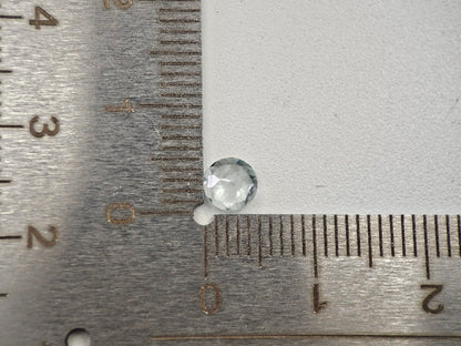 gBE-96　グリーンベリル　0.38ct