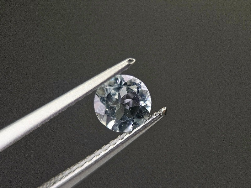 gBE-98　グリーンベリル　0.37ct