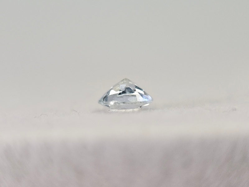 gBE-98　グリーンベリル　0.37ct