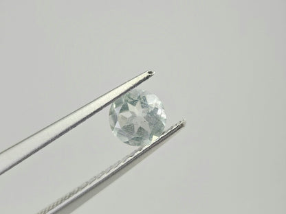 gBE-99　グリーンベリル　0.37ct