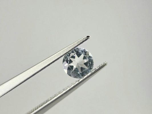 gBE-100　グリーンベリル　0.37ct