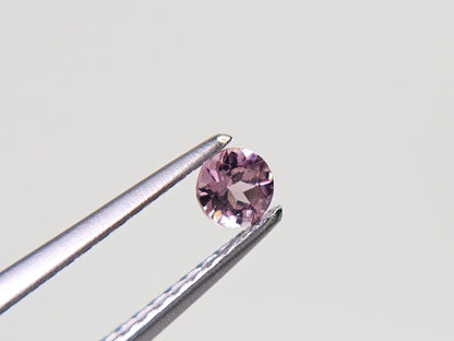 SP-37　スピネル　0.18ct