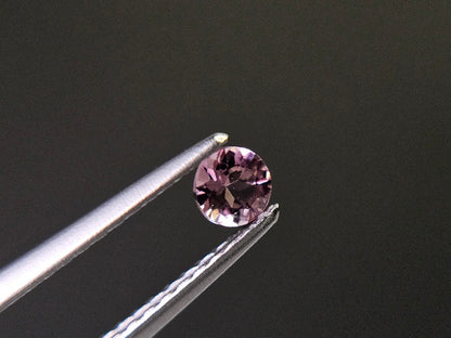 SP-37　スピネル　0.18ct