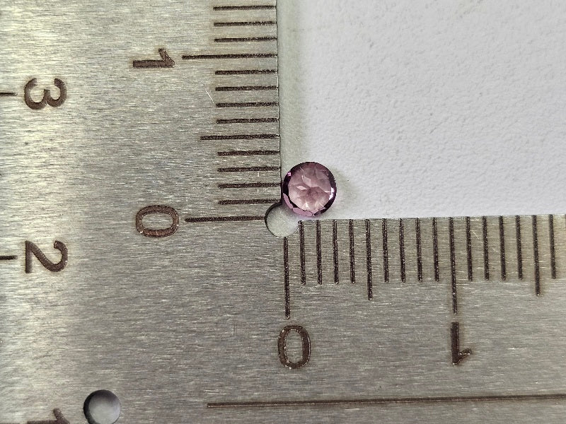 SP-37　スピネル　0.18ct