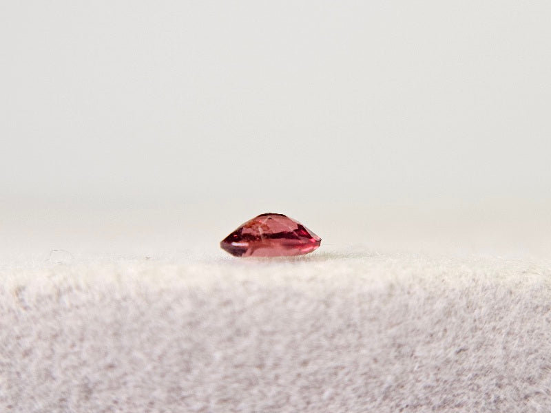 SP-38　スピネル　0.18ct