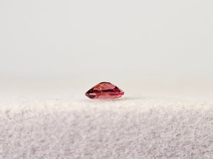 SP-38　スピネル　0.18ct