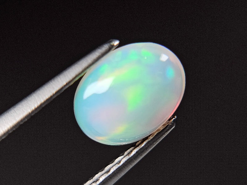 OP-79　オパール　0.68ct