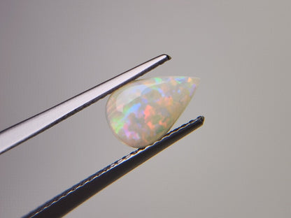 OP-82　オパール(オーストラリア産)　0.87ct