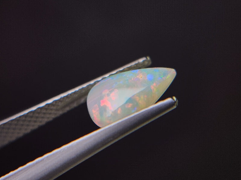 OP-82　オパール(オーストラリア産)　0.87ct
