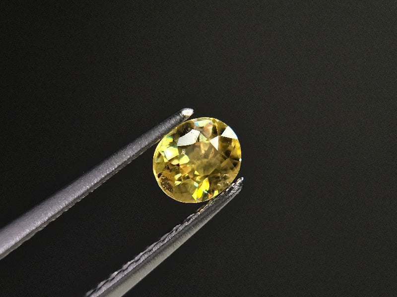 SPH-25　スフェーン　0.61ct