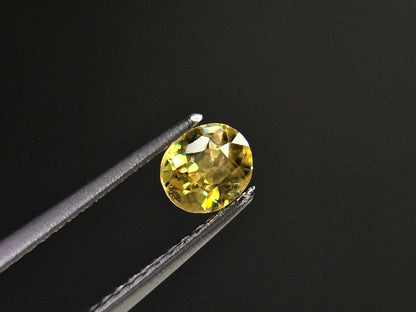 SPH-25　スフェーン　0.61ct