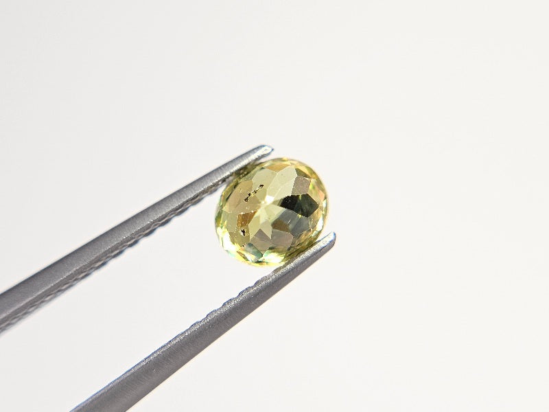 SPH-26　スフェーン　0.66ct