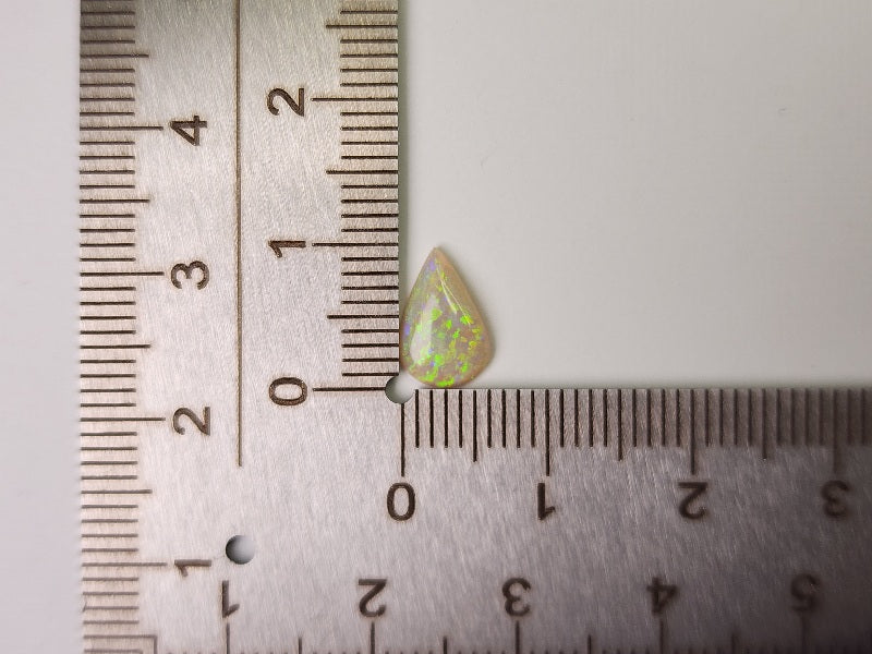 OP-83　オパール(オーストラリア産)　0.74ct