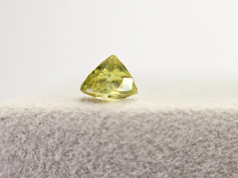 SPH-27　スフェーン　0.59ct