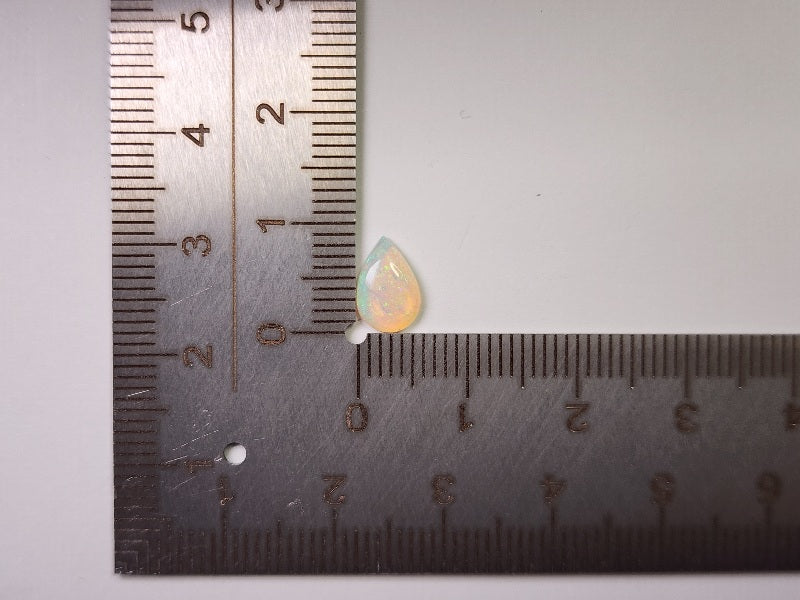 OP-84　オパール(オーストラリア産)　0.70ct