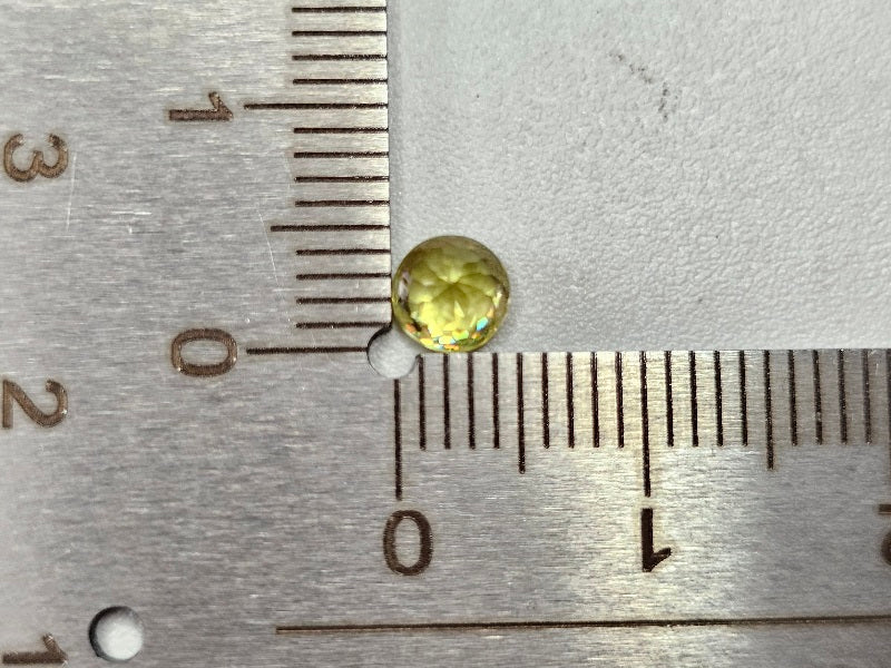 SPH-28　スフェーン　0.52ct