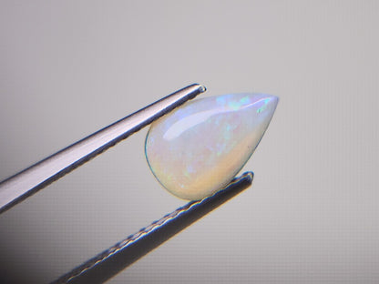 OP-85　オパール(オーストラリア産)　0.69ct