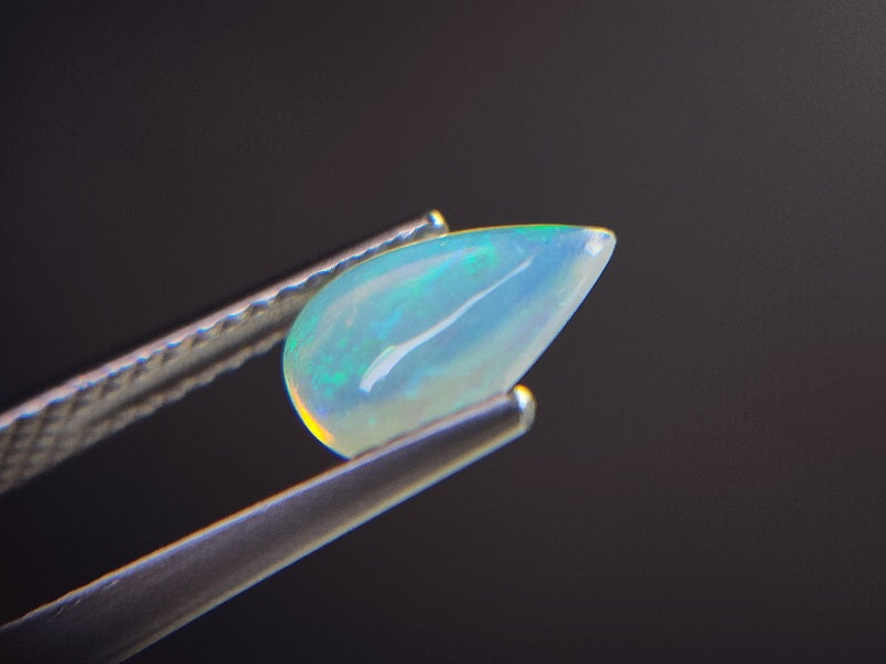 OP-85　オパール(オーストラリア産)　0.69ct