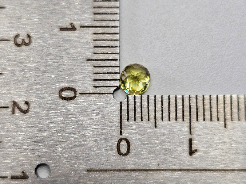 SPH-30　スフェーン　0.49ct