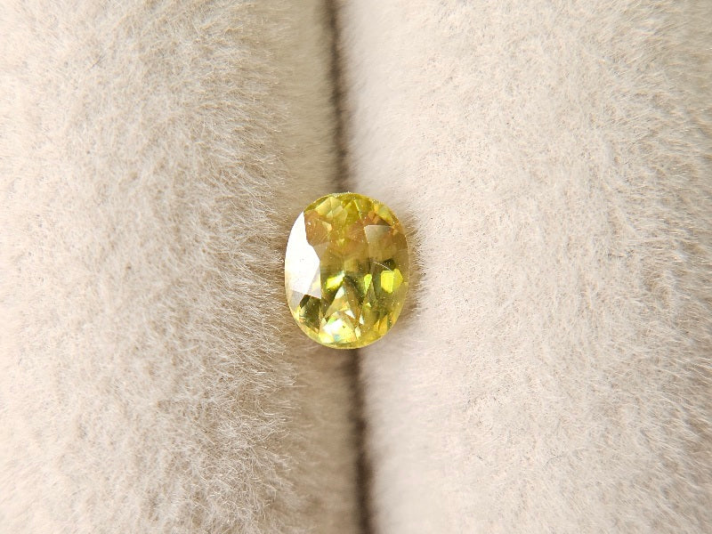SPH-31　スフェーン　0.49ct