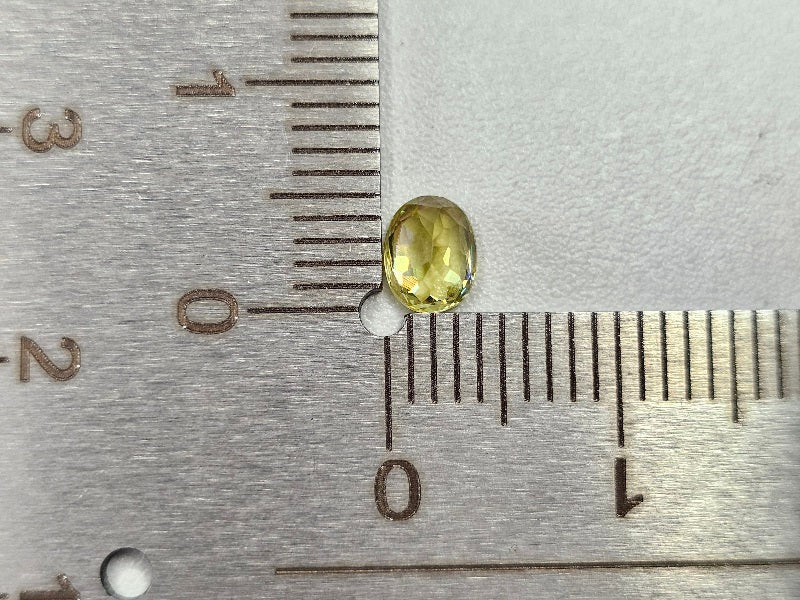 SPH-31　スフェーン　0.49ct