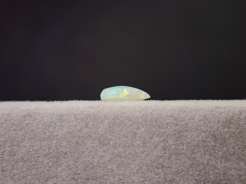 OP-86　オパール(オーストラリア産)　0.67ct