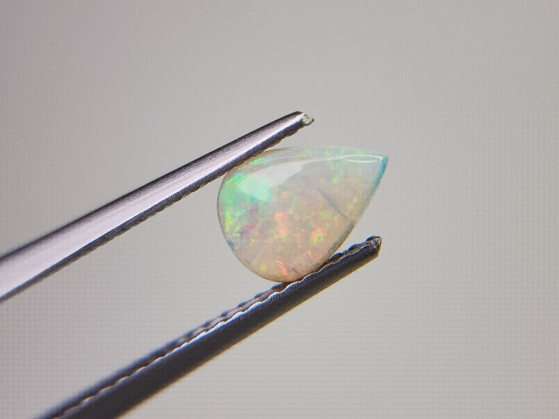 OP-87　オパール(オーストラリア産)　0.64ct