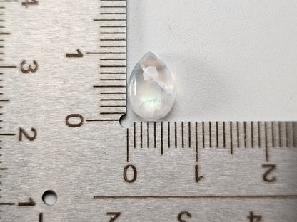 rMO-7　レインボームーンストーン　2.60ct