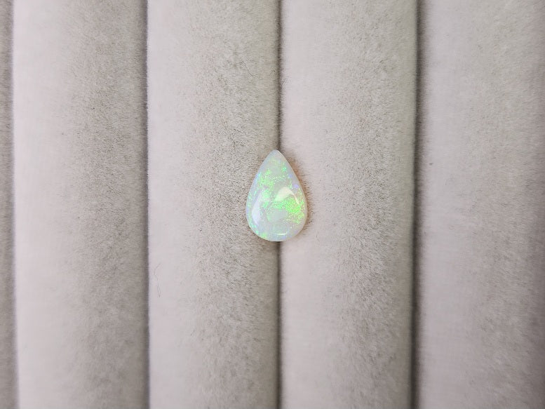 OP-88　オパール(オーストラリア産)　0.60ct