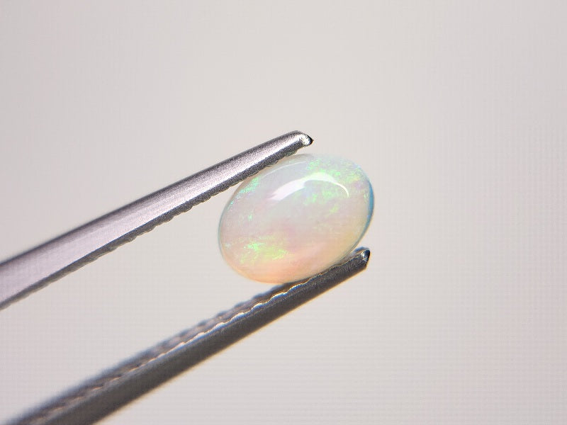 OP-98　オパール(オーストラリア産)　0.59ct