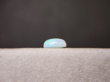 OP-98　オパール(オーストラリア産)　0.59ct