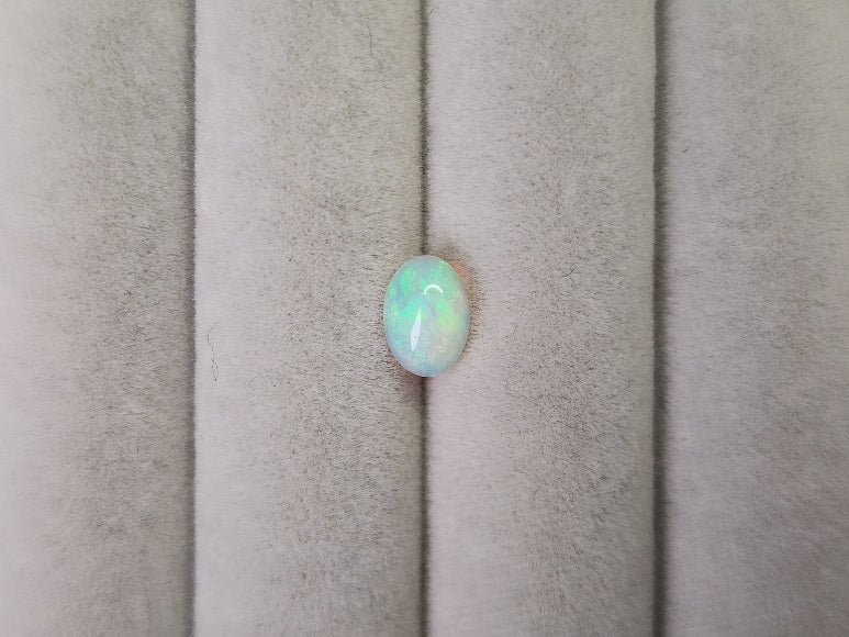 OP-98　オパール(オーストラリア産)　0.59ct