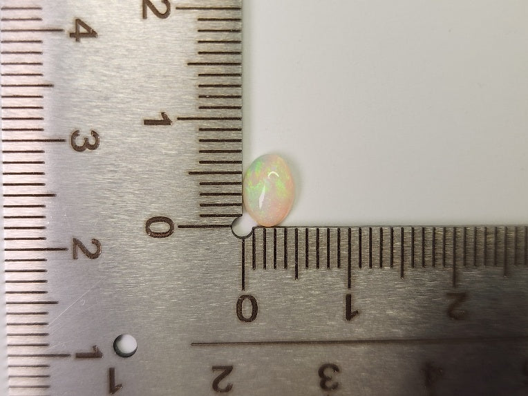 OP-98　オパール(オーストラリア産)　0.59ct
