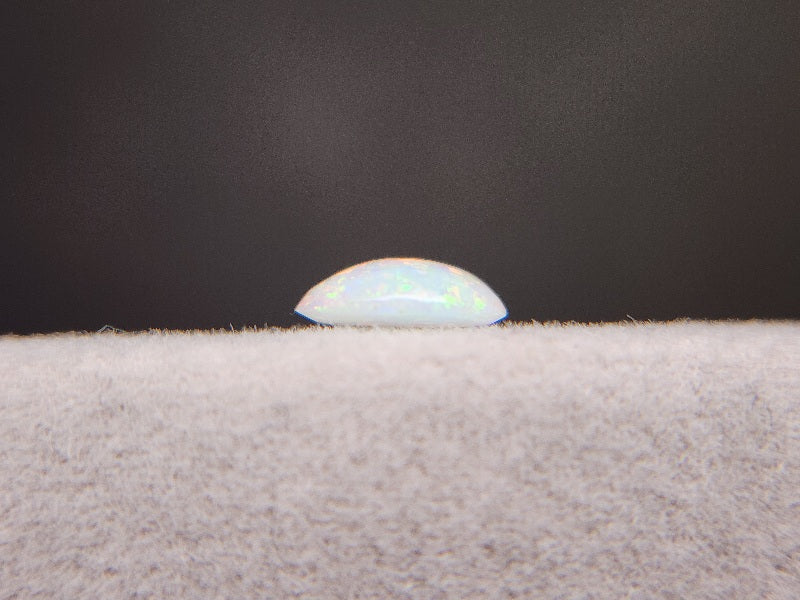 OP-102　オパール(オーストラリア産)　0.38ct