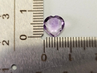 QU-8　クォーツ　1.50ct